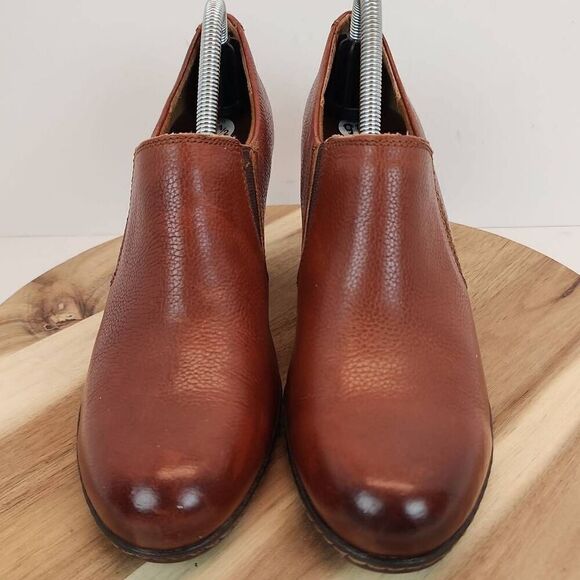 B.O.C. Born Concept Brown Pebble Leather Ankle Comfort Booties Wmns 9.5 - Picture 2 of 12
